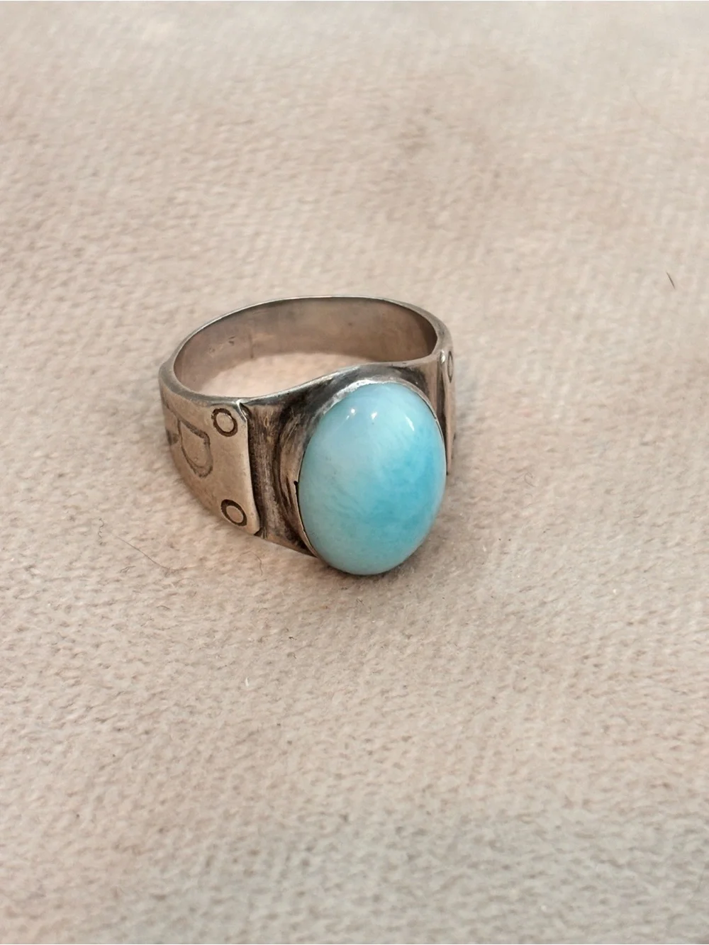 Vintage 925 Sterling Silver & Genuine Turquoise  Statement Ring